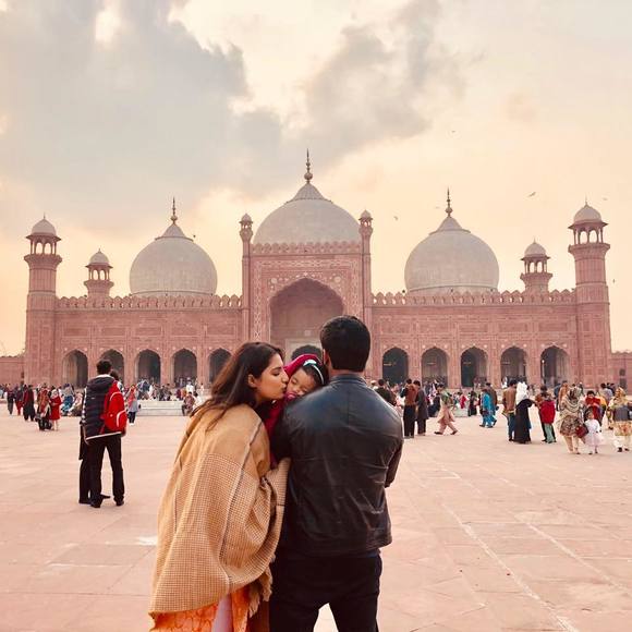 Meet your Posher, Zainab - Picture 1 of 1